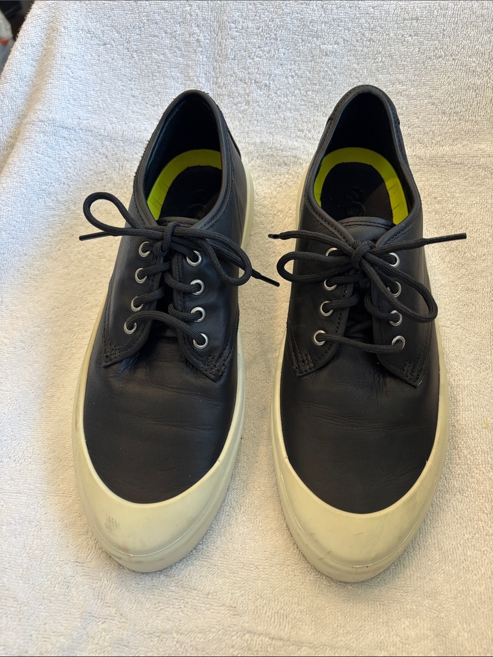Women’s Ecco Black Low-Top Sneakers with White Sole